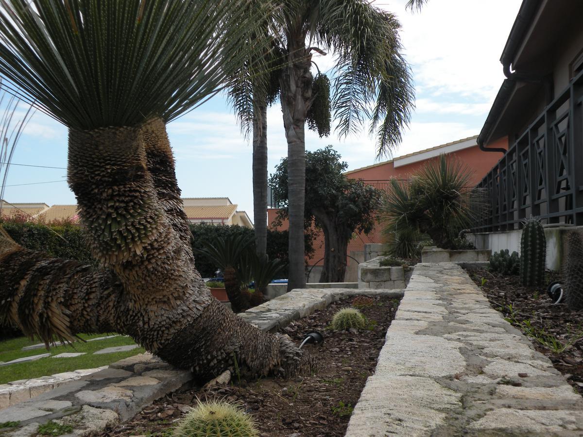 Hotel La Cavalera Augusta Exterior photo
