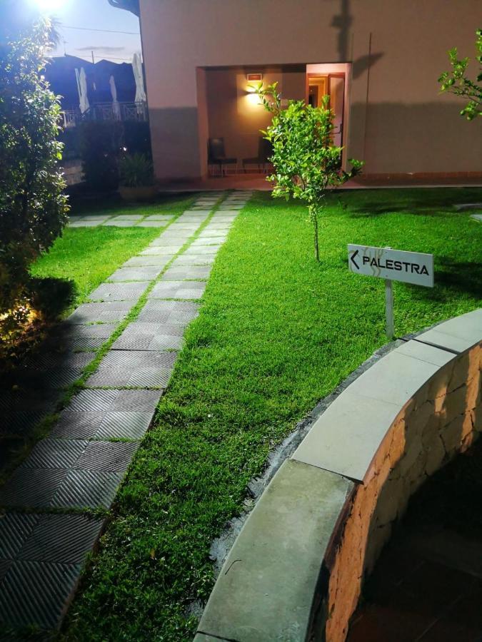 Hotel La Cavalera Augusta Exterior photo